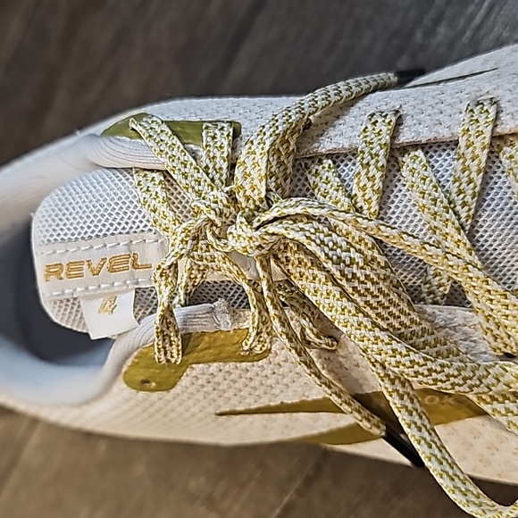 Brooks Revel 4 Victory Women's 10 - Picture 2 of 5